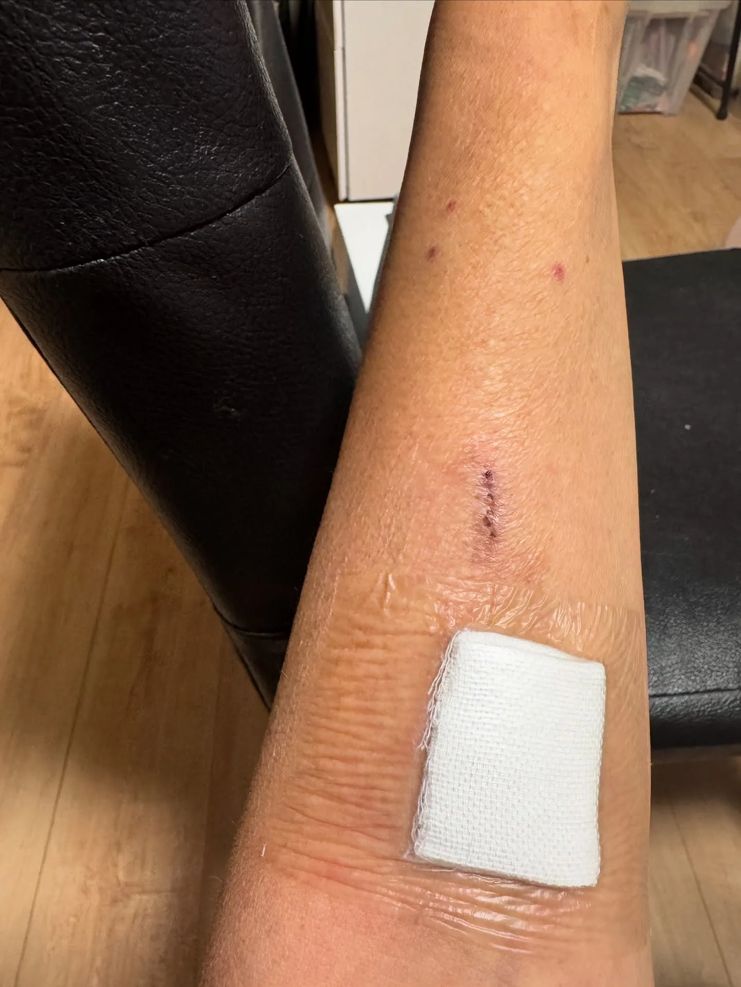 火曜日手術したのにまた来週手術😭😭